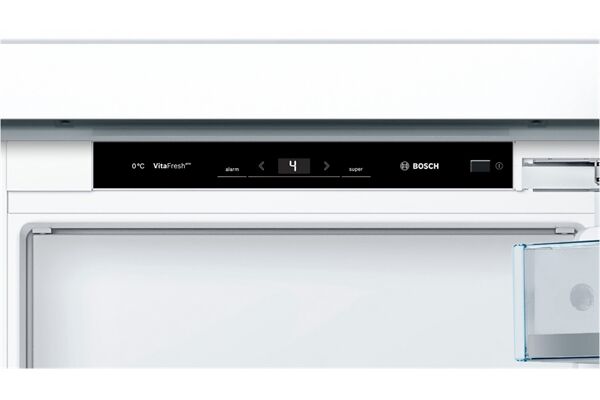 Bosch KIF82PFE0