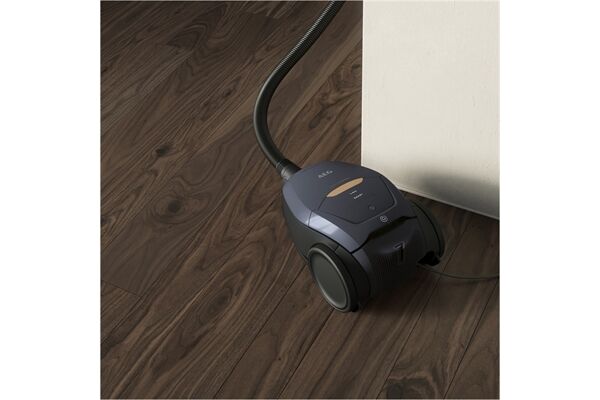 AEG VX82-1-5DB