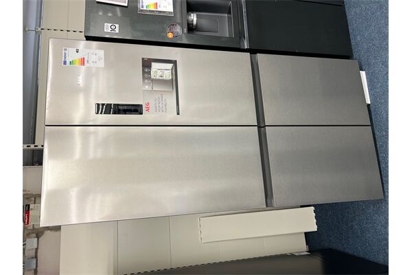 AEG Santo RMB952D6VU B-Ware