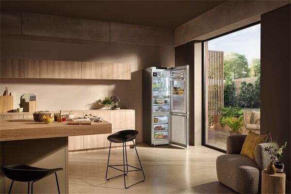 LIEBHERR RBbsc 528i-22