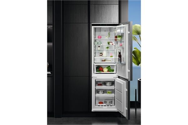 AEG Santo TSC7M183DS