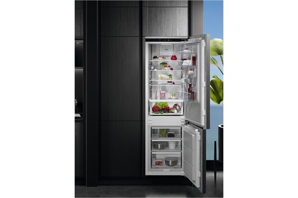 AEG Santo TSC7M183EC