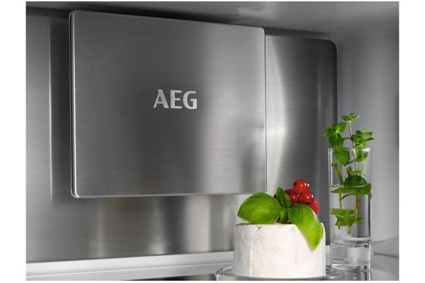 AEG Santo TSC9V183CC