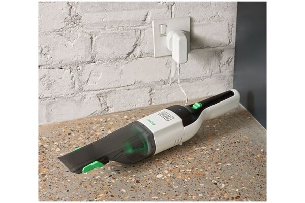 Black & Decker REVHV8C